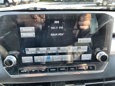 2023 Mitsubishi Outlander Base