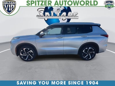 2023 Mitsubishi Outlander Base