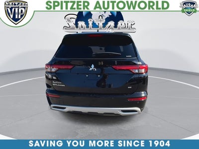 2024 Mitsubishi Outlander SE