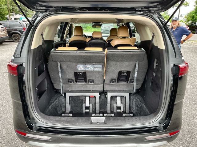2022 Kia Carnival LXS