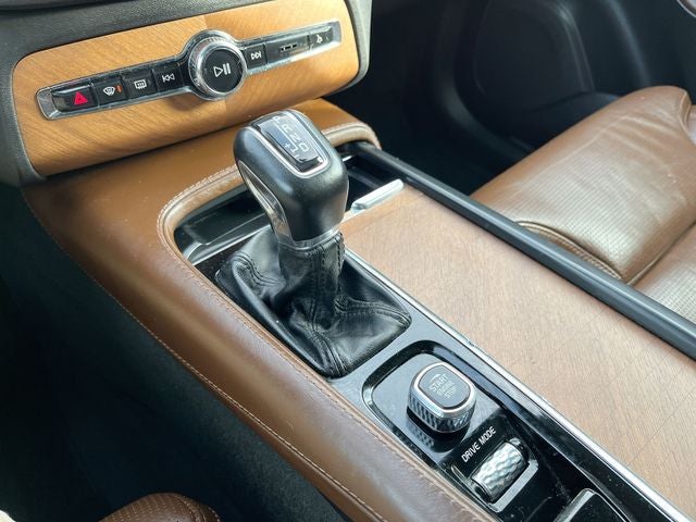 2018 Volvo XC90 T6 Inscription
