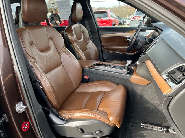 2018 Volvo XC90 T6 Inscription