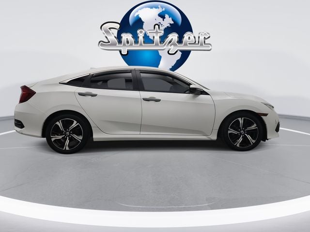 2017 Honda Civic Touring