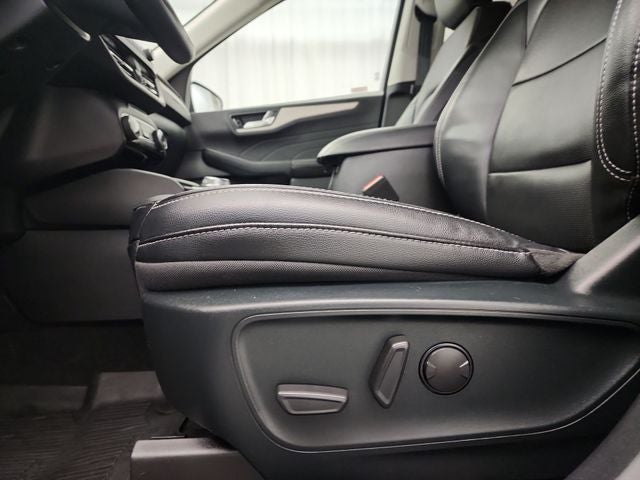 2022 Ford Escape Hybrid SEL