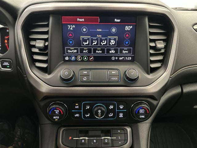 2021 GMC Acadia AT4