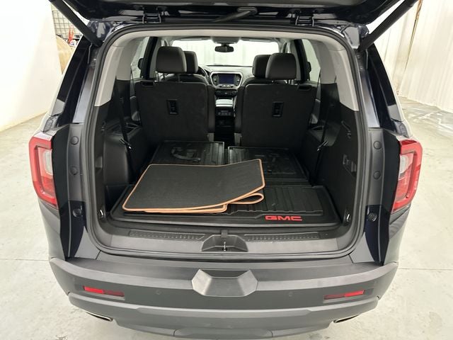 2021 GMC Acadia AT4