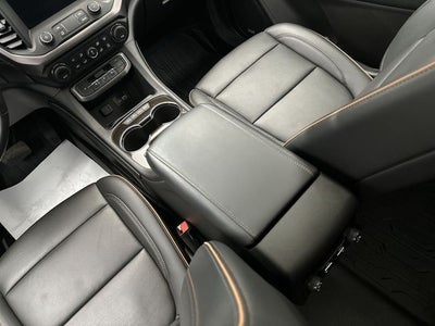 2021 GMC Acadia AT4