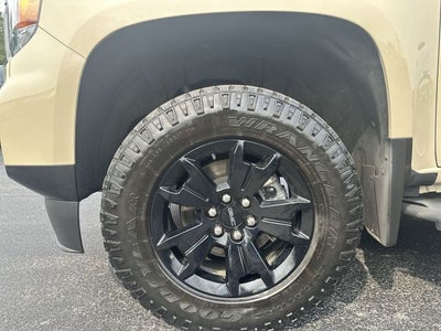 2022 GMC Canyon AT4 w/Leather