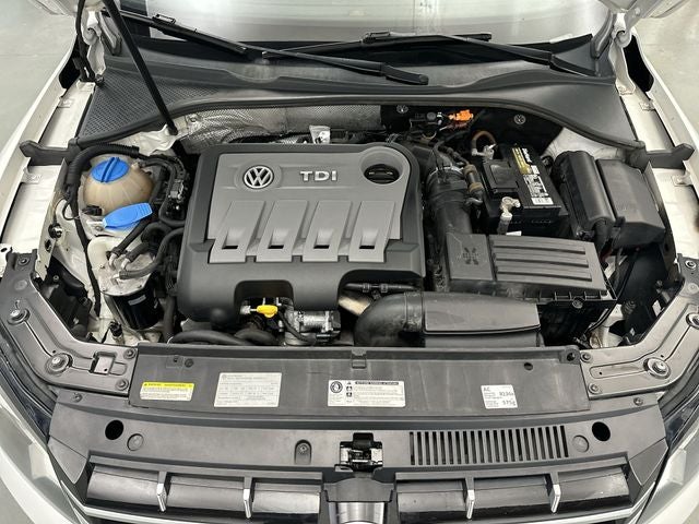 2014 Volkswagen Passat TDI SEL Premium