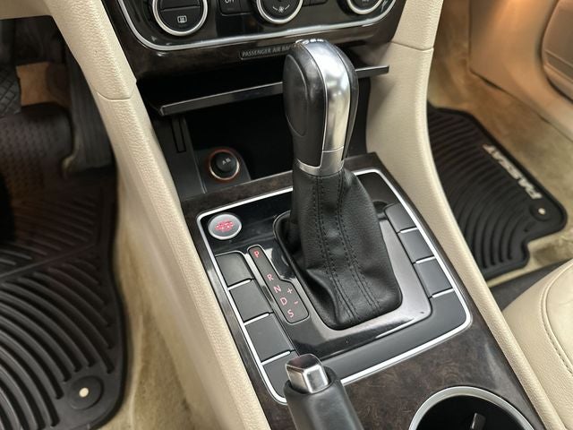 2014 Volkswagen Passat TDI SEL Premium