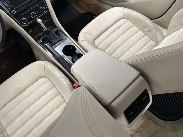 2014 Volkswagen Passat TDI SEL Premium
