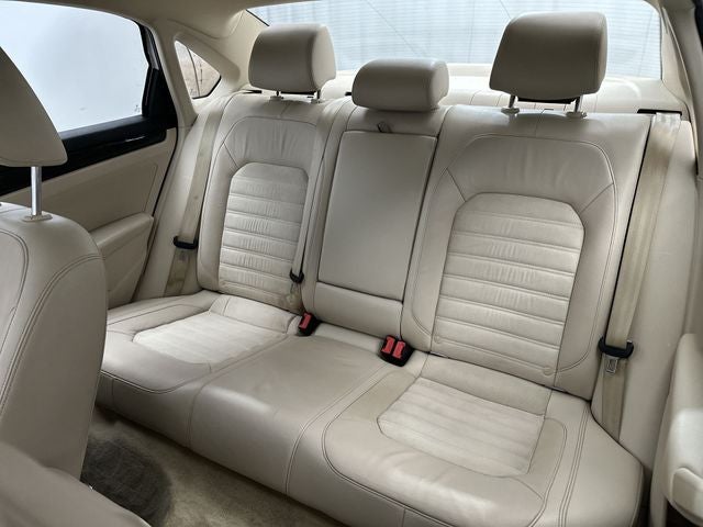2014 Volkswagen Passat TDI SEL Premium