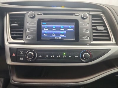 2019 Toyota Highlander LE