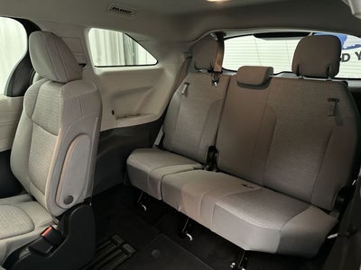 2024 Toyota Sienna LE 8 Passenger