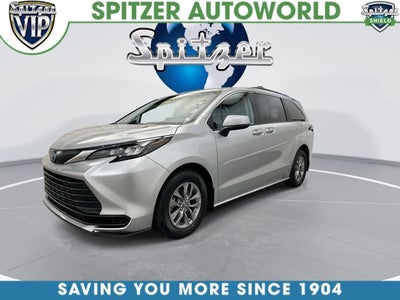 2024 Toyota Sienna LE 8 Passenger