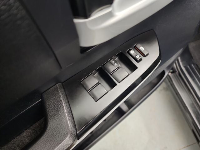 2015 Toyota Tundra SR5