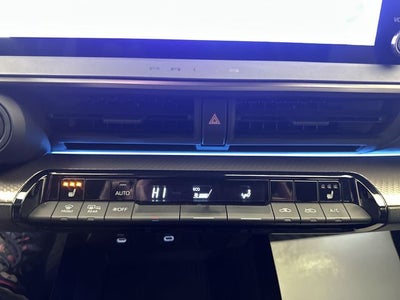 2023 Toyota Prius XLE