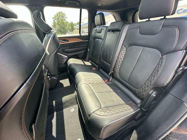 2022 Jeep Grand Cherokee Summit Reserve