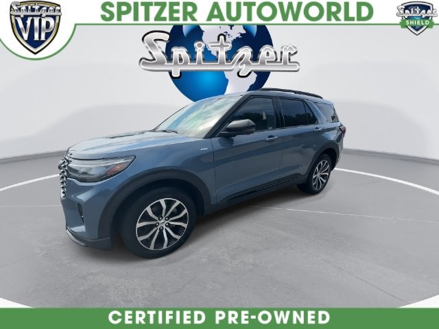 2025 Ford Explorer ST-Line