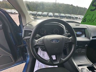 2020 Ford Edge SE