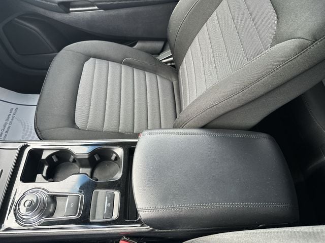 2020 Ford Edge SE