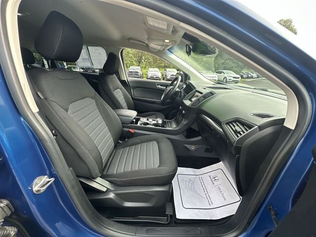 2020 Ford Edge SE