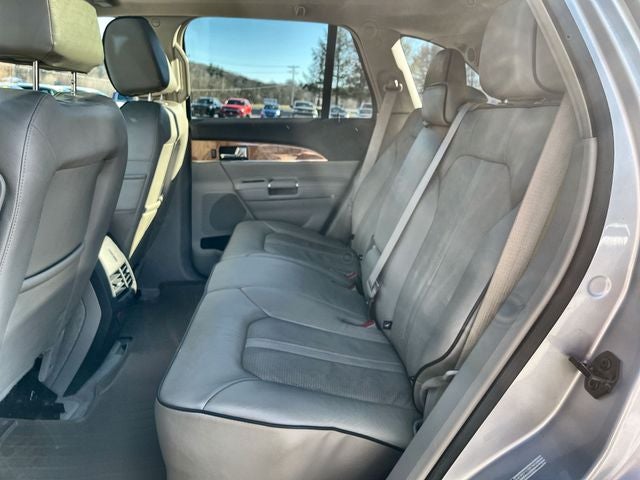 2015 Lincoln MKX Base