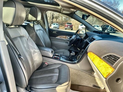 2015 Lincoln MKX Base