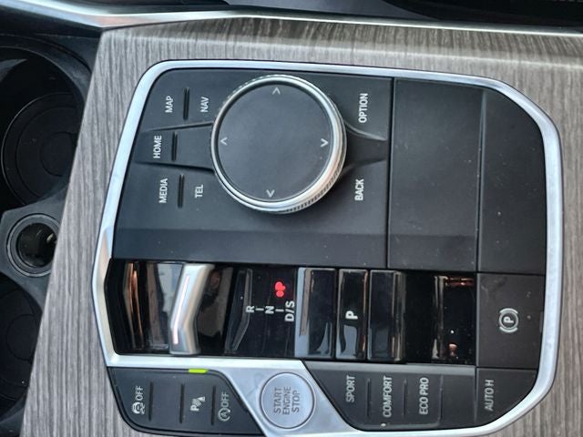 2025 BMW 3 Series 330i xDrive