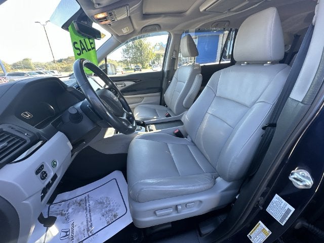2022 Honda Pilot Touring 7 Passenger