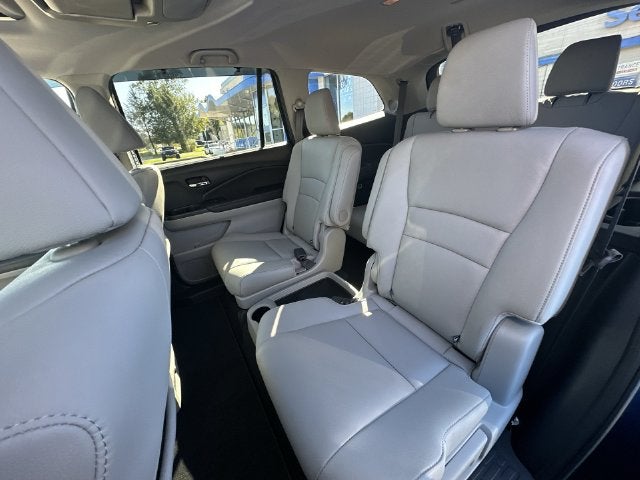 2022 Honda Pilot Touring 7 Passenger