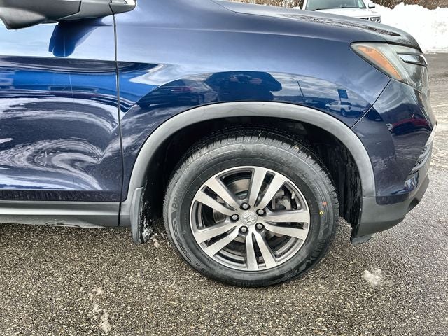 2016 Honda Pilot EX-L w/Rear Entertainment System