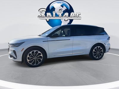 2024 Lincoln Nautilus Reserve