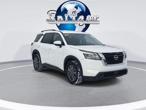 2025 Nissan Pathfinder SV