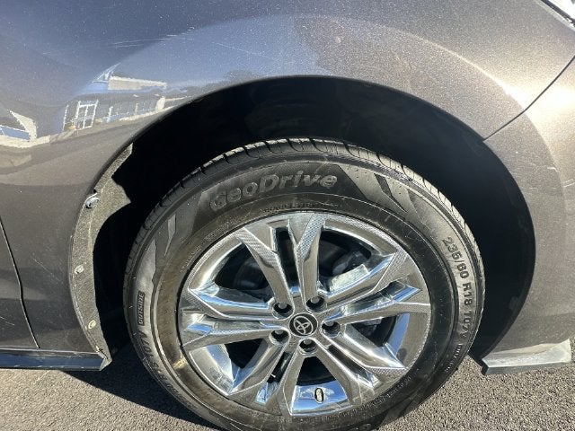 2022 Toyota Sienna XSE 7 Passenger