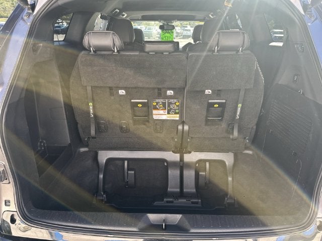 2022 Toyota Sienna XSE 7 Passenger