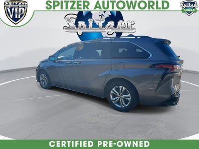 2022 Toyota Sienna XSE 7 Passenger