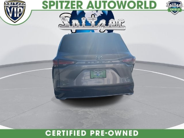 2022 Toyota Sienna XSE 7 Passenger