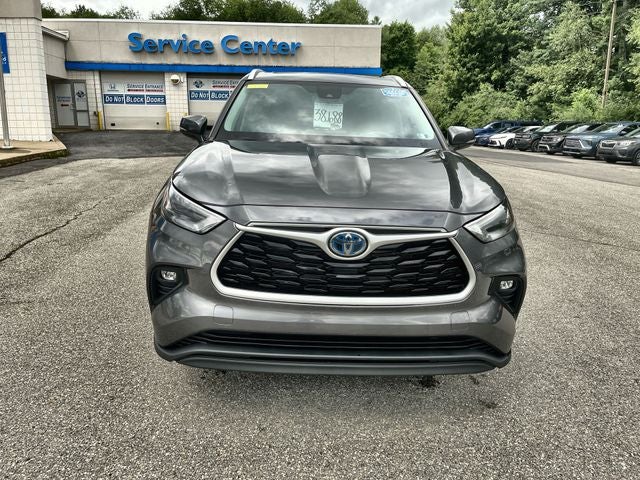 2022 Toyota Highlander Hybrid XLE
