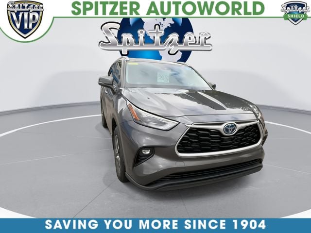 2022 Toyota Highlander Hybrid XLE