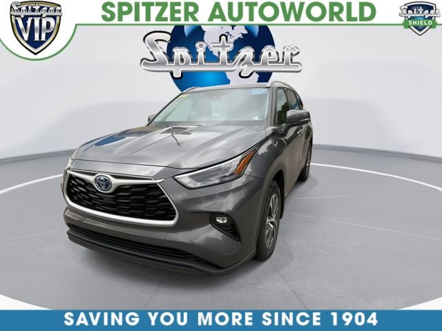 2022 Toyota Highlander Hybrid XLE