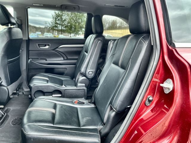 2018 Toyota Highlander SE
