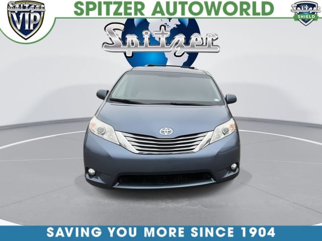 2016 Toyota Sienna XLE
