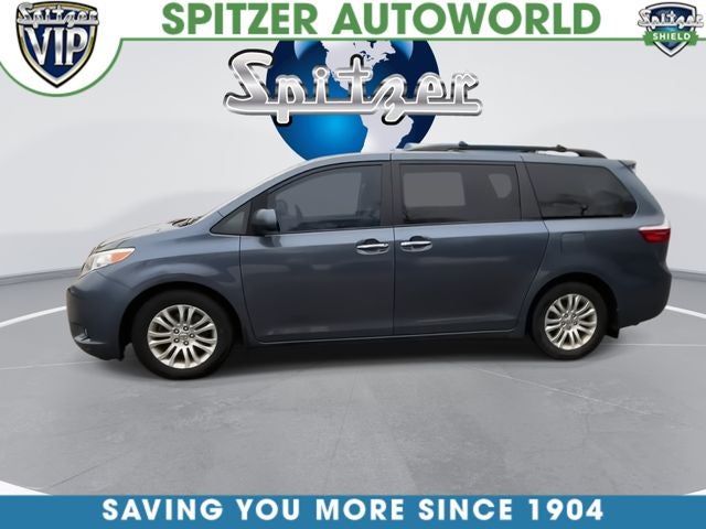 2016 Toyota Sienna XLE