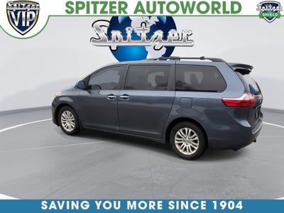 2016 Toyota Sienna XLE