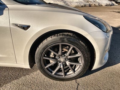 2019 Tesla Model 3 Base
