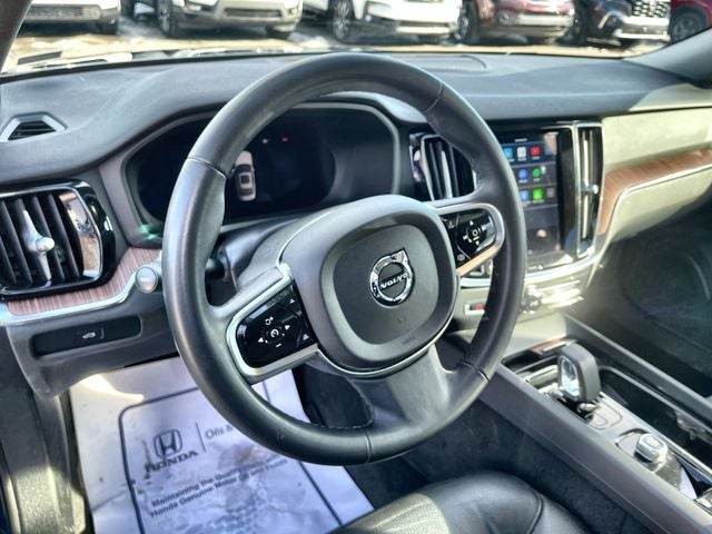 2024 Volvo S60 B5 Plus Dark Theme