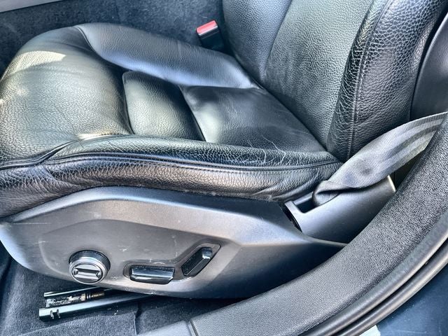 2024 Volvo S60 B5 Plus Dark Theme