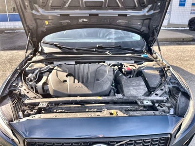 2024 Volvo S60 B5 Plus Dark Theme