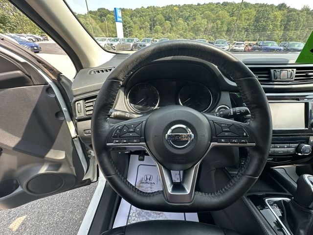 2017 Nissan Rogue Sport SL